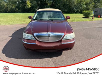 Used 2004 Lincoln Town Car Signature