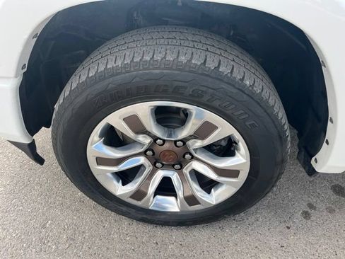 Used 2020 RAM 1500 Laramie w/ Sport Appearance Package AWD/4WD image 25