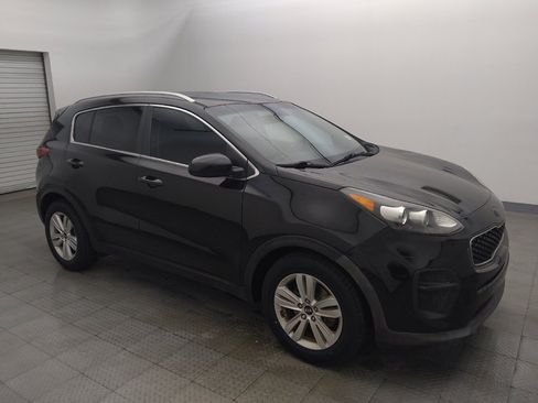 Used 2018 Kia Sportage LX w/ LX Popular Package FWD image 11