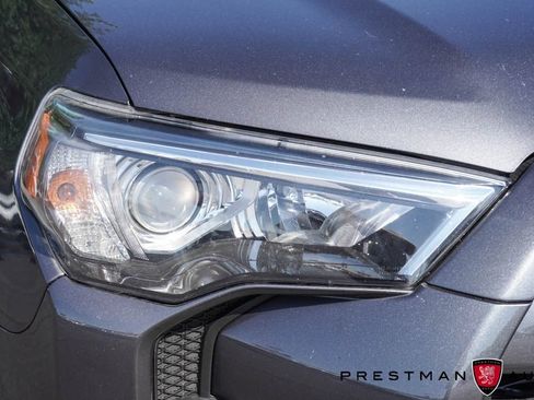 Used 2020 Toyota 4Runner TRD Off-Road Premium w/ Moonroof Package AWD/4WD image 6
