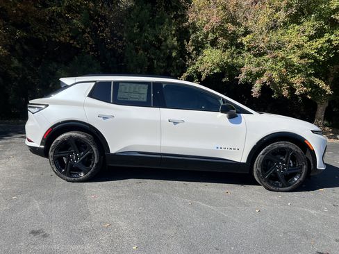 New 2025 Chevrolet Equinox EV RS w/ Active Safety Package 3 image 14