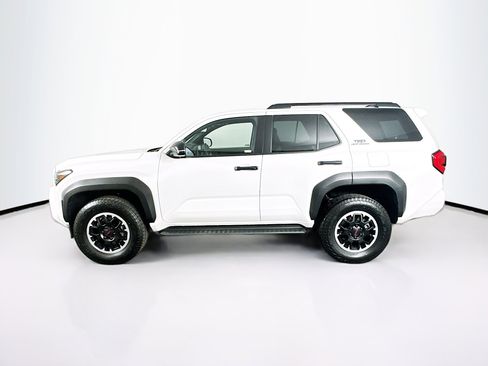 Used 2025 Toyota 4Runner TRD Off-Road image 4