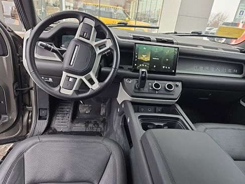 Used 2022 Land Rover Defender 110 XS Edition image 14