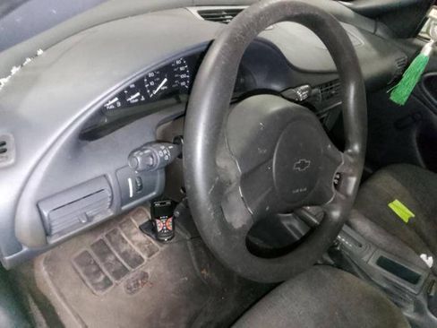 Used 2004 Chevrolet Cavalier Sedan w/ Preferred Equipment Group FWD image 34