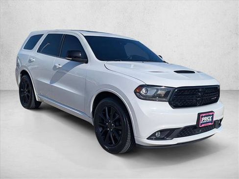Used 2017 Dodge Durango R/T w/ Technology Group image 3