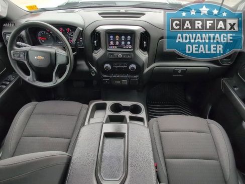 Used 2024 Chevrolet Silverado 2500 Custom w/ Custom Convenience Package image 5
