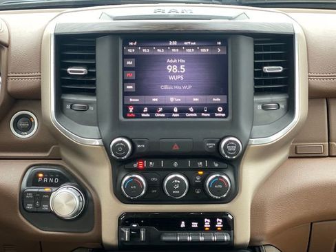 Used 2020 RAM 1500 Laramie AWD/4WD image 24