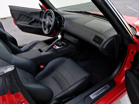Used 2000 Honda S2000 image 18