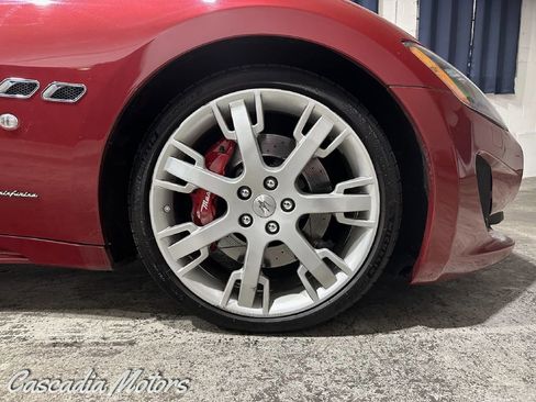 Used 2014 Maserati GranTurismo Sport image 28
