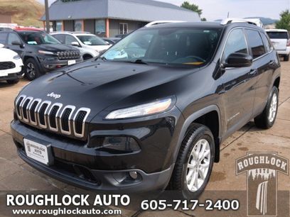 Used 2017 Jeep Cherokee Latitude w/ Cold Weather Group