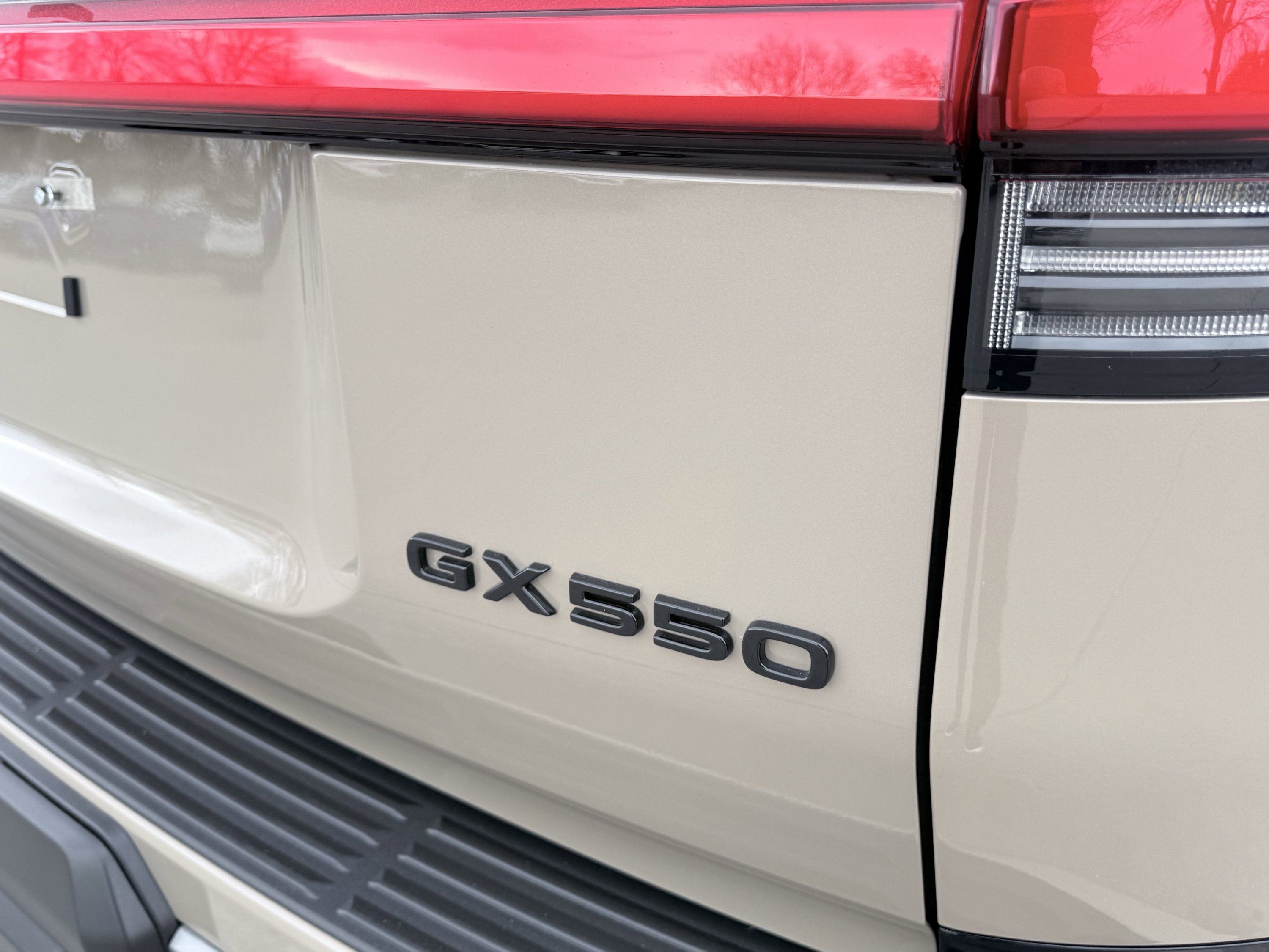 Used 2025 Lexus GX 550 AWD/4WD image 11