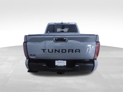 Used 2024 Toyota Tundra Limited AWD/4WD image 9