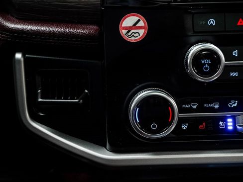 Used 2024 Ford Expedition Max Limited image 26