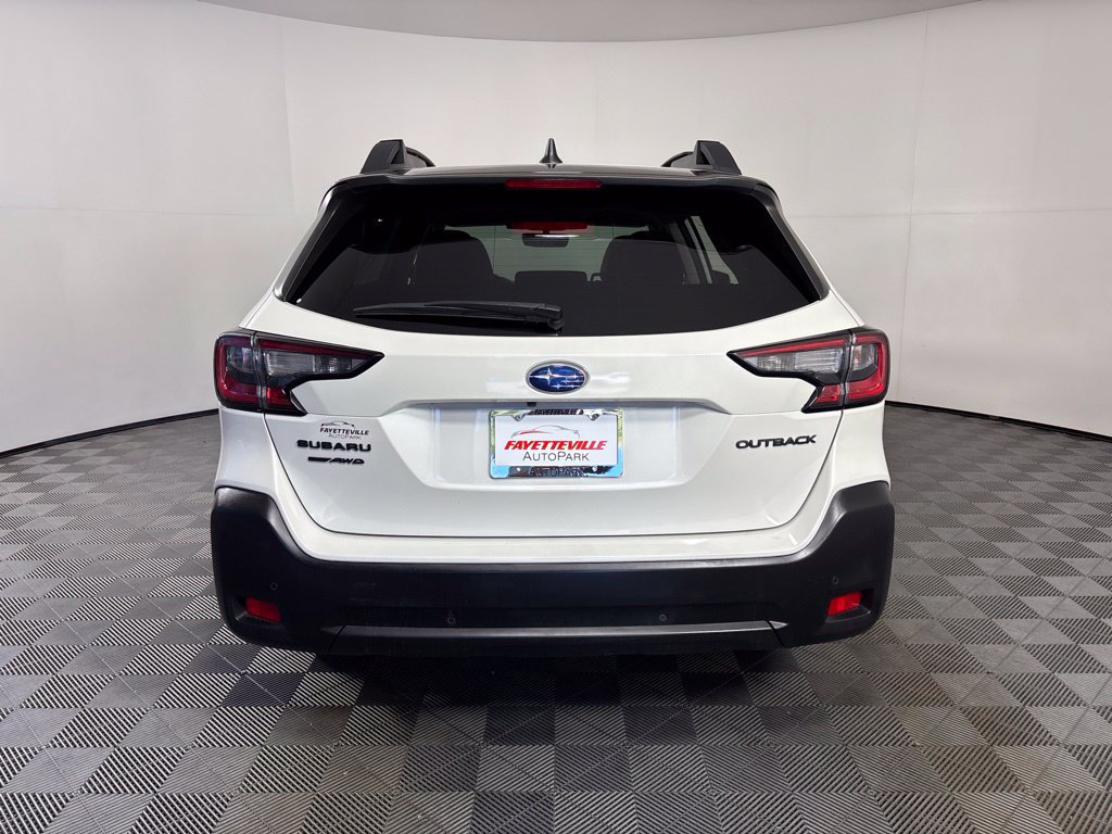 Used 2024 Subaru Outback Onyx Edition AWD/4WD image 16