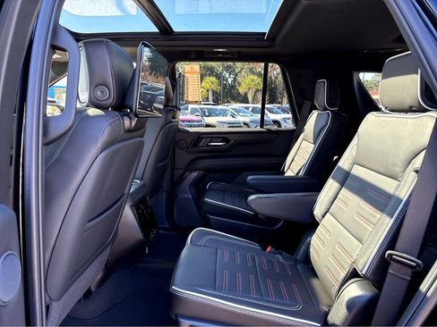 New 2025 GMC Yukon AT4 Ultimate image 25