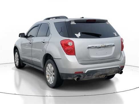 Used 2011 Chevrolet Equinox LT image 3