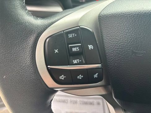 Used 2024 Ford Explorer XLT w/ Equipment Group 202A RWD image 11