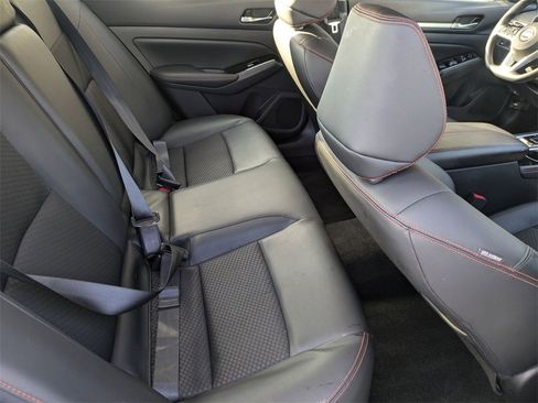 Used 2025 Nissan Altima 2.5 SR image 28