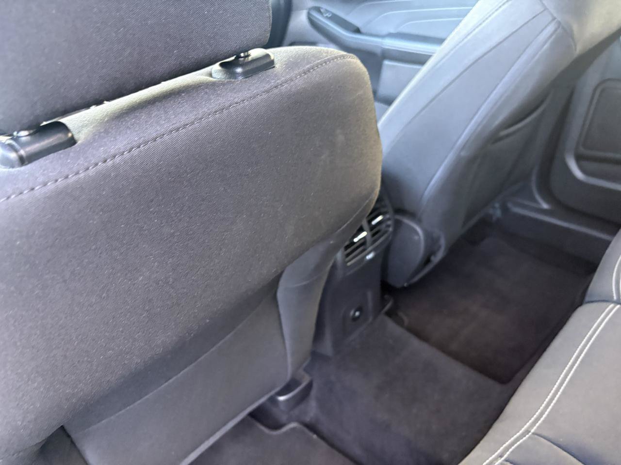 Used 2025 Ford Escape Active w/ Cold Weather Package AWD/4WD image 31