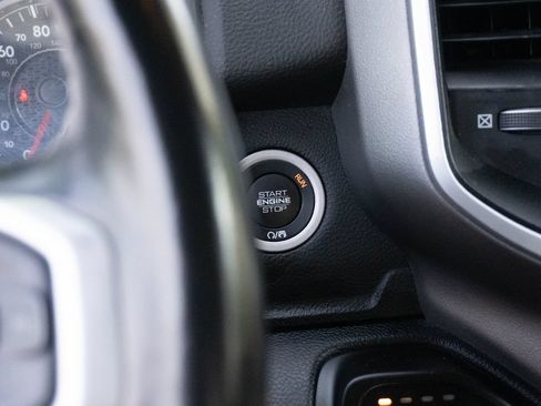 Used 2022 RAM 1500 Big Horn AWD/4WD image 31