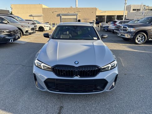 Used 2023 BMW 330e w/ M Sport Package RWD image 9