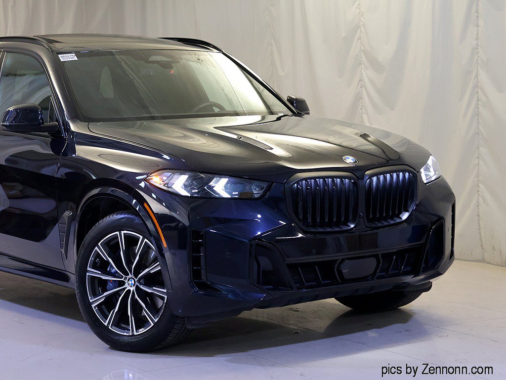 Certified 2024 BMW X5 xDrive40i w/ M Sport Package AWD/4WD image 2