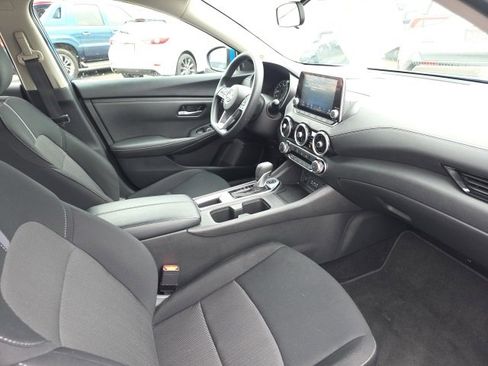 Used 2024 Nissan Sentra SV image 7