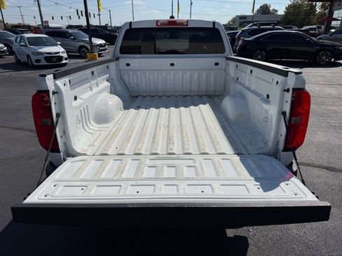 Used 2021 Chevrolet Colorado W/T w/ WT Convenience Package image 33