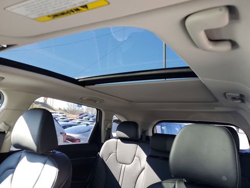 New 2026 Kia Sorento S w/ S Panoramic Sunroof Package image 17