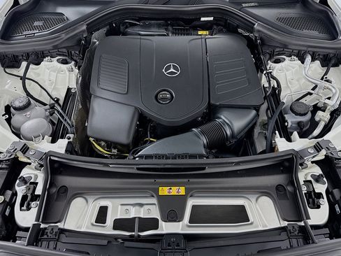 New 2026 Mercedes-Benz GLC 300 image 10