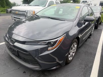 Used 2025 Toyota Corolla LE