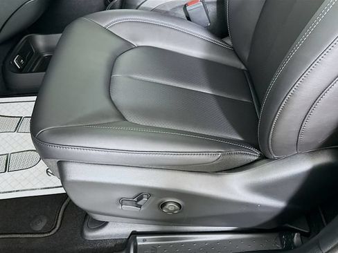 New 2026 Chrysler Pacifica Select w/ S Appearance Package FWD image 18