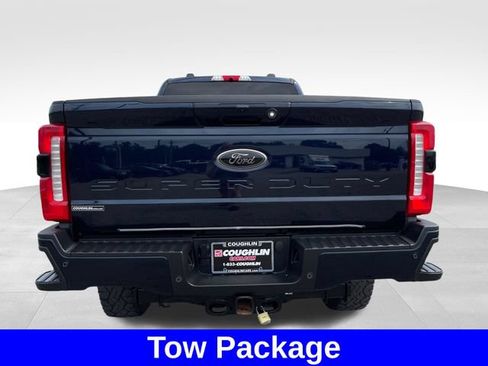 Used 2025 Ford F250 XLT w/ Black Appearance Package AWD/4WD image 4