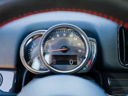 Used 2020 MINI Cooper Countryman S w/ Premium Package image 15