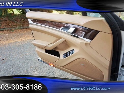 Used 2012 Porsche Panamera w/ Bose Audio Pkg image 26
