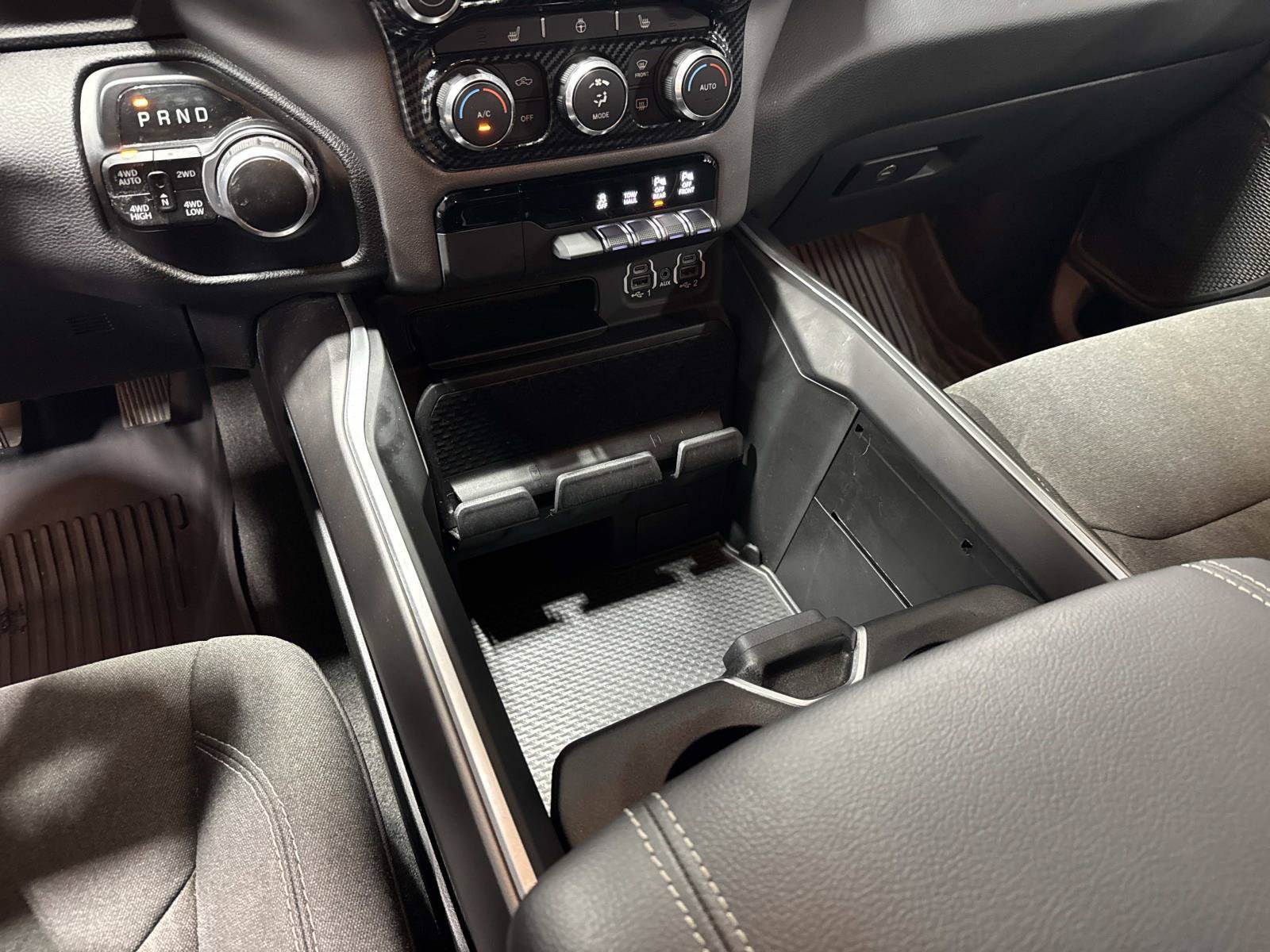 Used 2022 RAM 1500 Big Horn AWD/4WD image 24