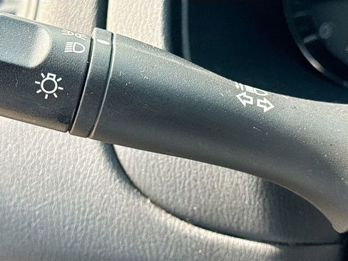 Used 2016 Nissan Pathfinder S image 12