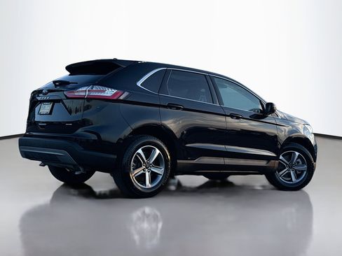 Certified 2024 Ford Edge SEL w/ Convenience Package image 2