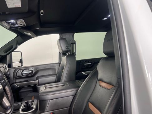 Used 2022 GMC Sierra 2500 AT4 w/ AT4 Premium Plus Package image 32