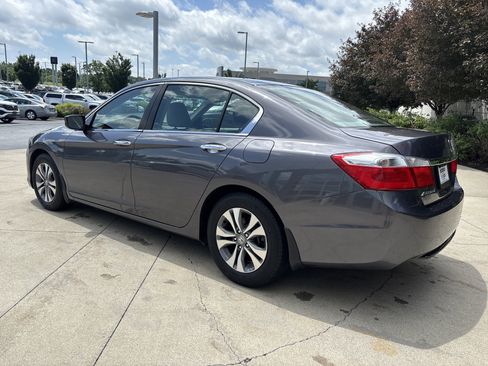 Used 2015 Honda Accord LX image 25