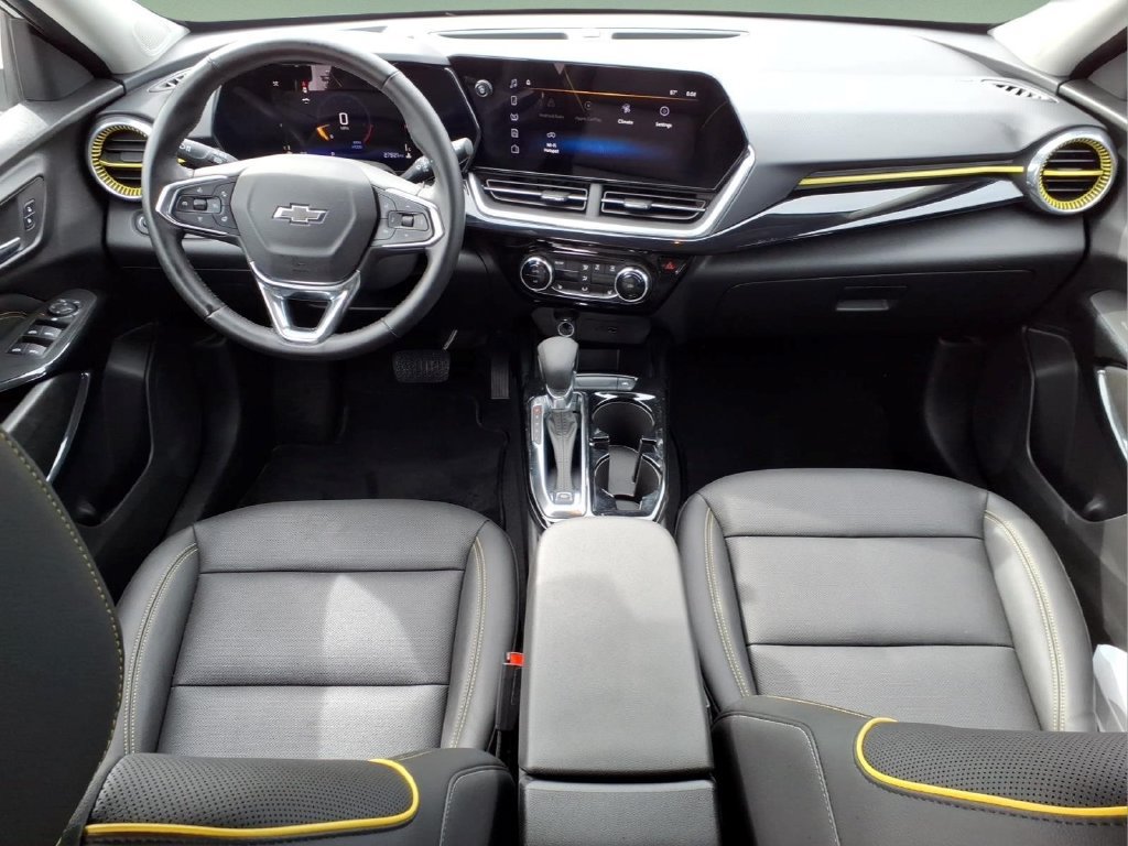 Used 2024 Chevrolet Trax ACTIV w/ Driver Confidence Package FWD image 11
