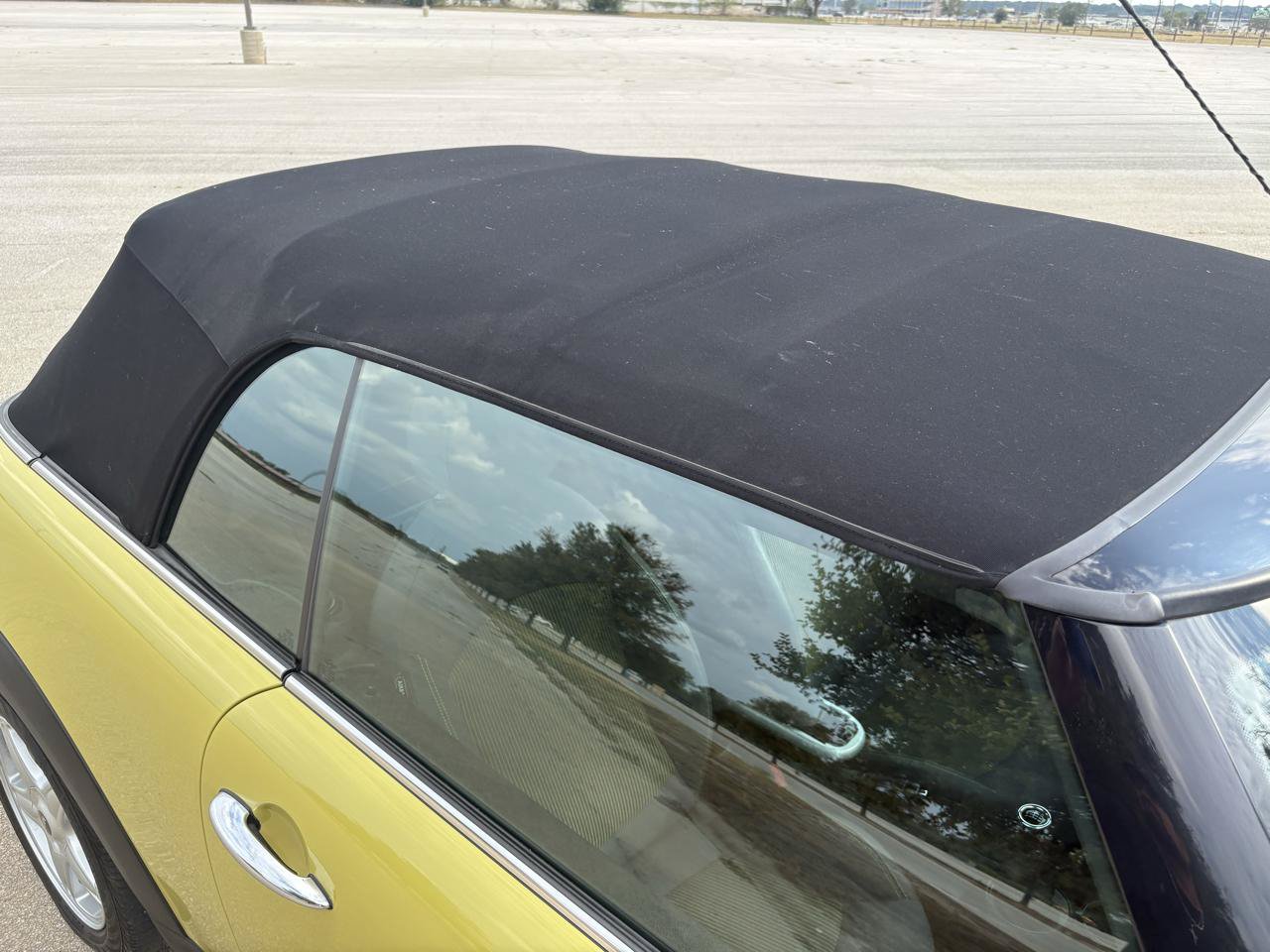 Used 2009 MINI Cooper Convertible FWD image 18