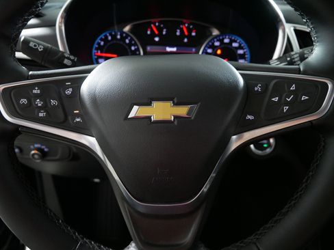 Used 2023 Chevrolet Equinox LT AWD/4WD image 25