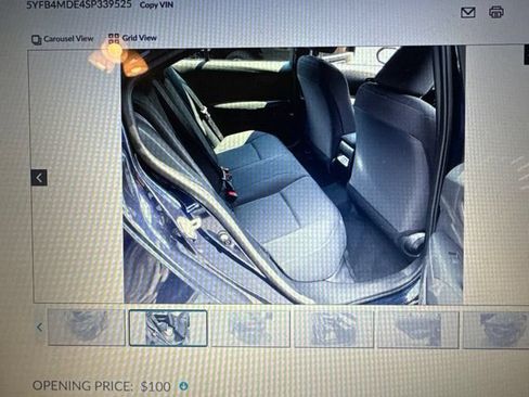 Used 2025 Toyota Corolla LE FWD image 18