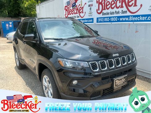 New 2025 Jeep Compass Latitude w/ Convenience Group image 1