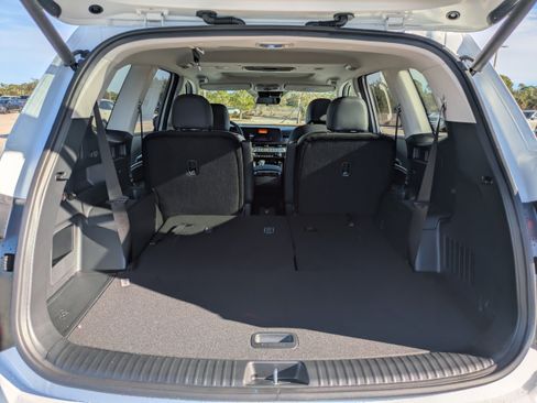 New 2025 Kia Telluride S image 14