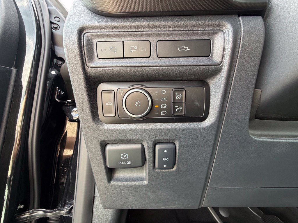 Used 2024 Ford F150 Lariat w/ Equipment Group 502A High AWD/4WD image 4