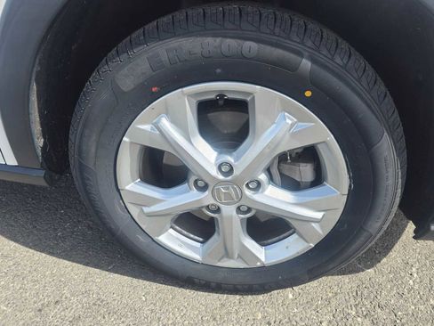 Used 2023 Honda HR-V LX image 9