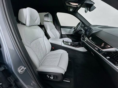 Used 2025 BMW X5 sDrive40i w/ Executive Package RWD image 29