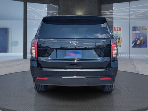 Used 2023 Chevrolet Tahoe Z71 w/ Luxury Package image 5